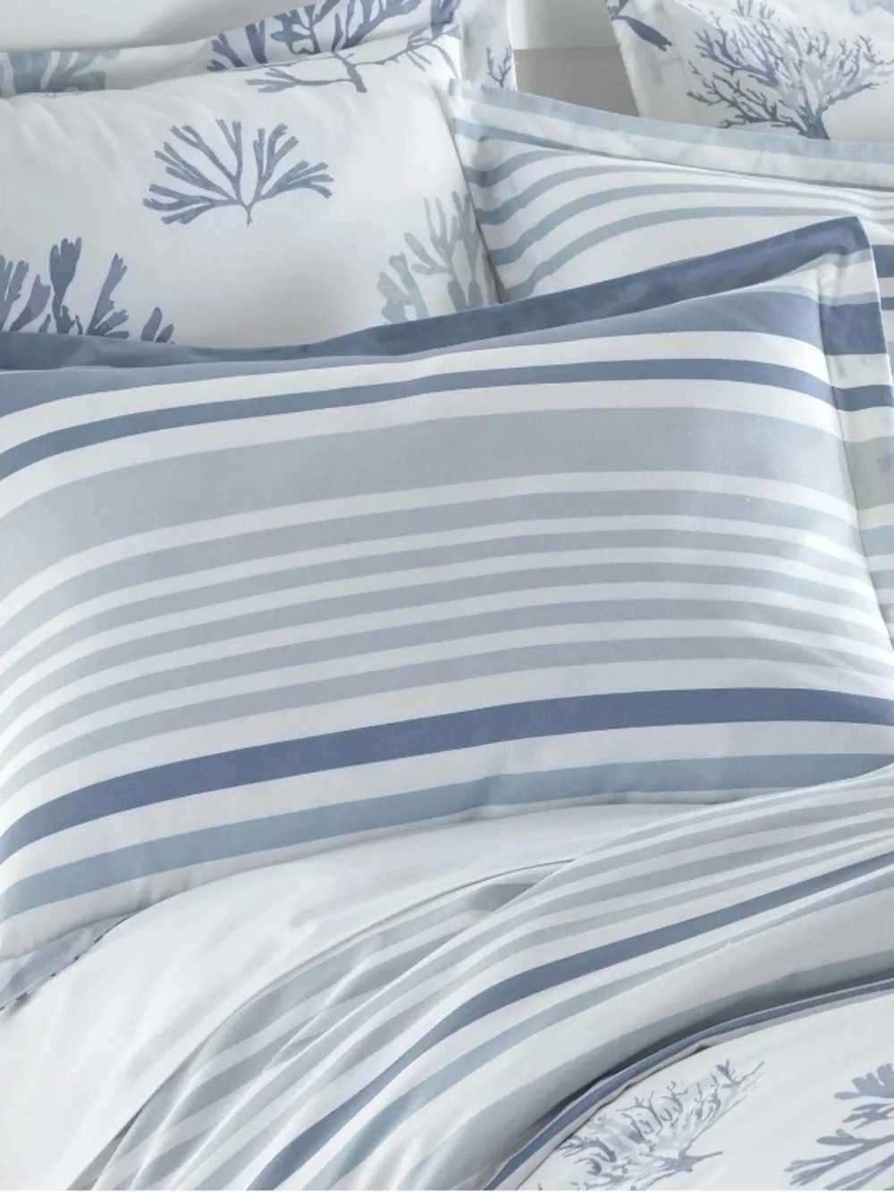 Levtex Home Truro Full/Queen Duvet Cover Set